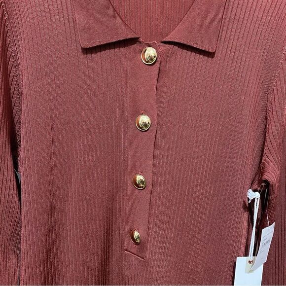 Elegant Brown Ribbed Knit Dress - Picture 8 of 9